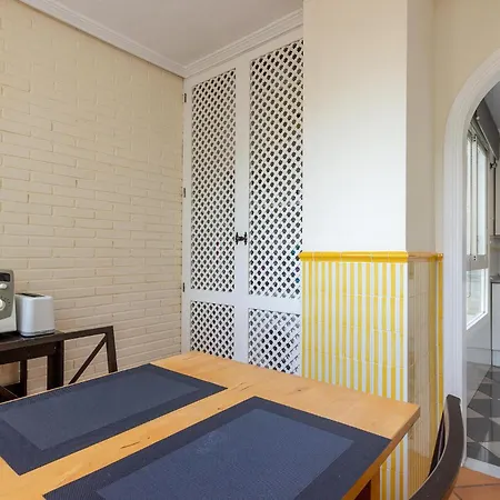 Lovely In Alacant With Wifi Apartment Alicante