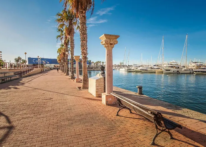 Apartment Lovely In Alacant With Wifi